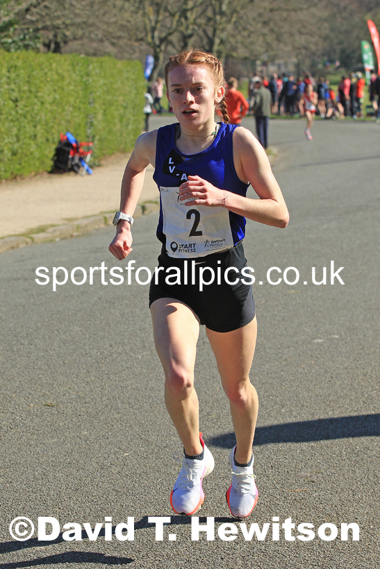 Girls Under-15s 5k, 2022 Northern 12 and 6 Stage Road Relays,  Birkenhead Park, Birkenhead, Wirral.  Photo: David T. Hewitson/Sports for All Pics